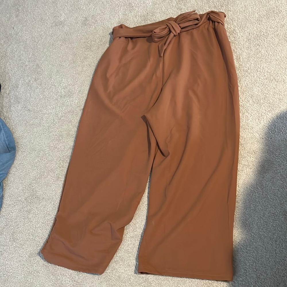 High wasted bow tied pants